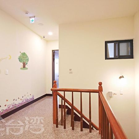 Sun Moon Lake Friday Inn Guest House Yuchi Habitación foto