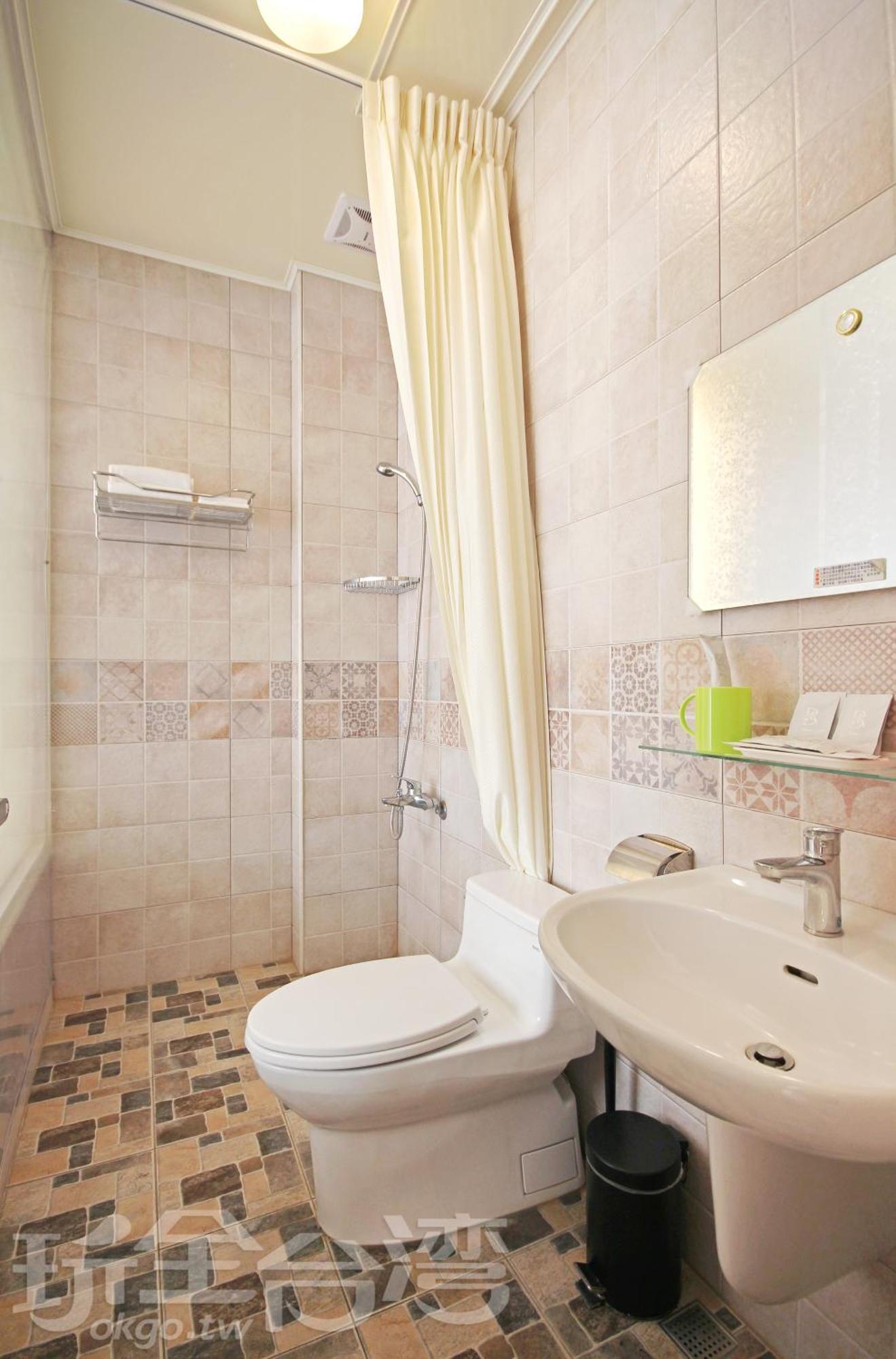 Sun Moon Lake Friday Inn Guest House Yuchi Habitación foto