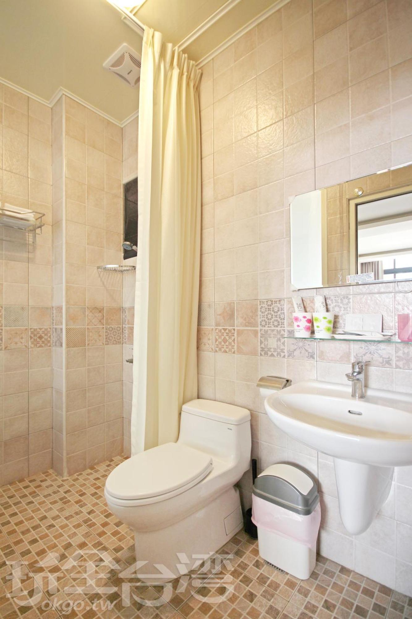Sun Moon Lake Friday Inn Guest House Yuchi Habitación foto