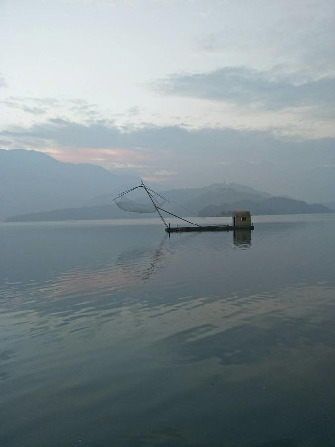 Sun Moon Lake Friday Inn Guest House Yuchi Exterior foto