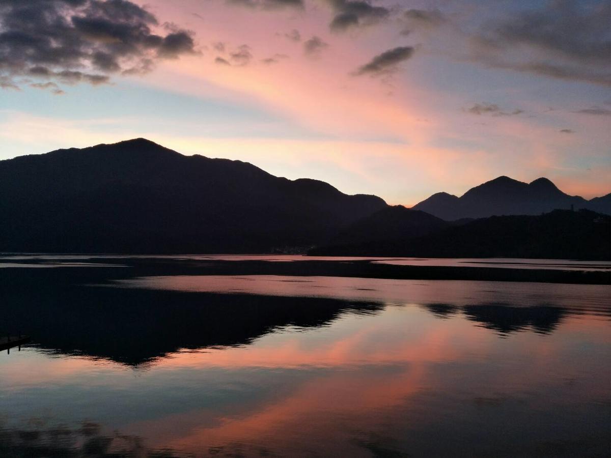 Sun Moon Lake Friday Inn Guest House Yuchi Exterior foto