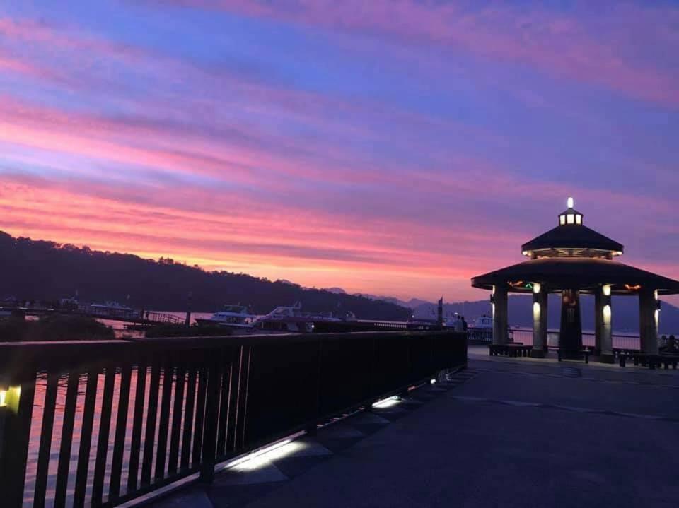 Sun Moon Lake Friday Inn Guest House Yuchi Exterior foto